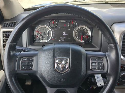 Used 2018 RAM 1500 Big Horn image 32