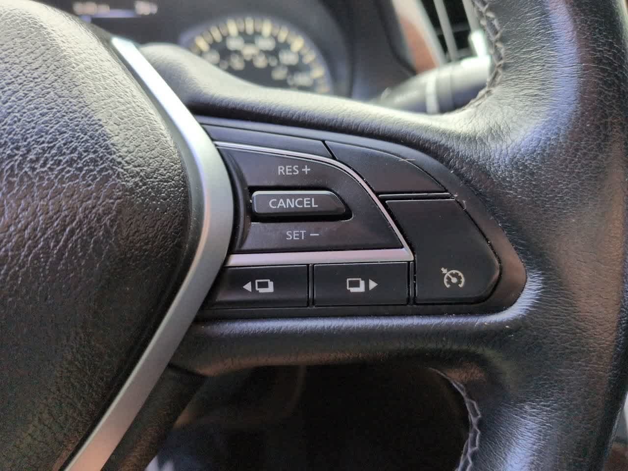 Used 2019 INFINITI Q50 Luxe RWD image 24