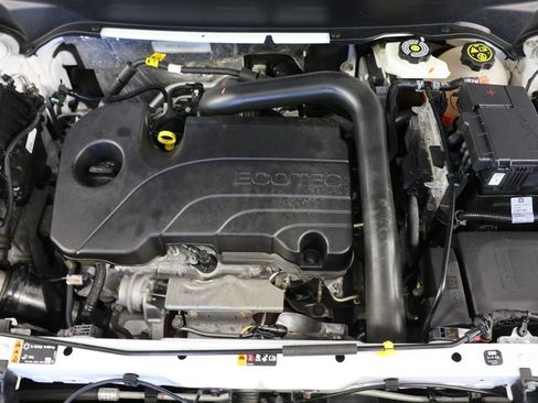 Used 2023 GMC Terrain SLE FWD image 23