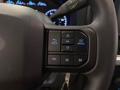 New 2025 Ford F550 4x4 SuperCab Super Duty image 17