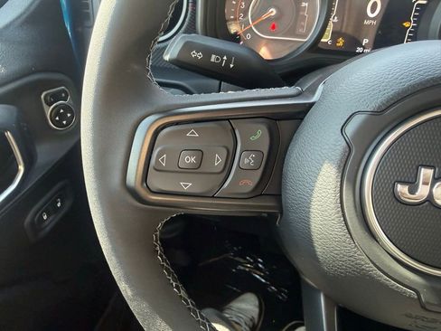 New 2026 Jeep Gladiator Rubicon w/ Whitecap Package AWD/4WD image 20