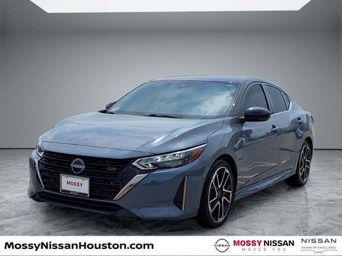 Used 2024 Nissan Sentra SR FWD image 4
