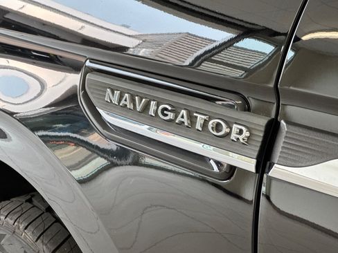 Certified 2023 Lincoln Navigator L Reserve w/ Equipment Group 201A AWD/4WD image 29