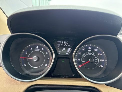 Used 2013 Hyundai Elantra GLS w/ Preferred Pkg image 18