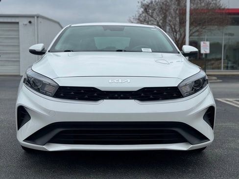 Used 2024 Kia Forte LXS w/ LXS Technology Package image 4