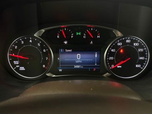 Used 2023 GMC Acadia SLE image 26