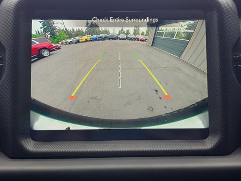 Used 2020 Jeep Wrangler Unlimited Sahara w/ Uconnect 4C Nav & Sound Group AWD/4WD image 23
