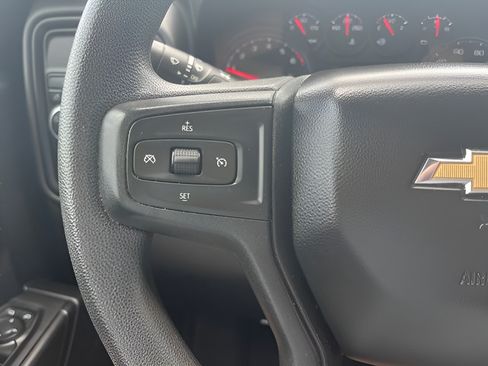 Used 2021 Chevrolet Silverado 1500 Custom RWD image 17
