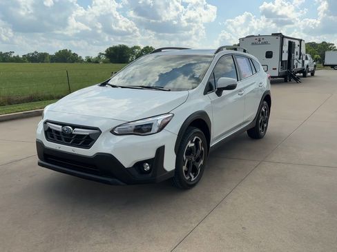 Used 2023 Subaru Crosstrek 2.5i Limited w/ Popular Package #4 image 4
