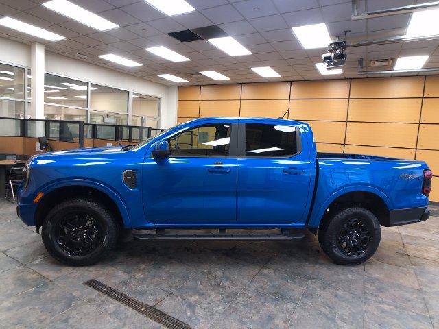 New 2026 Ford Ranger Lariat w/ Black Appearance Package AWD/4WD image 4