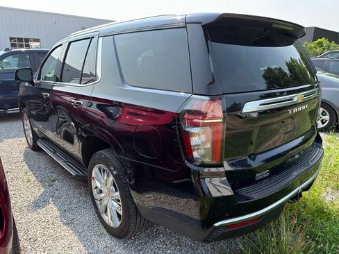 Used 2024 Chevrolet Tahoe High Country AWD/4WD image 11
