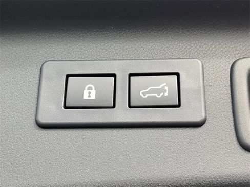 New 2025 Subaru Forester Touring image 10