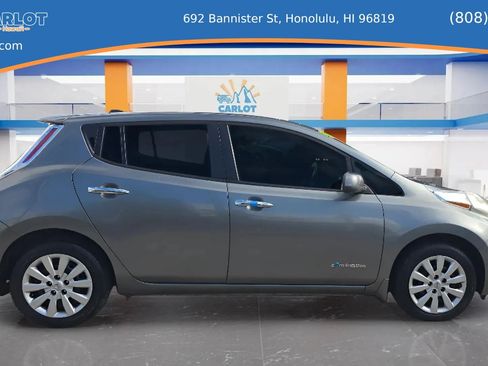 Used 2015 Nissan Leaf S w/ Charge Package FWD image 5