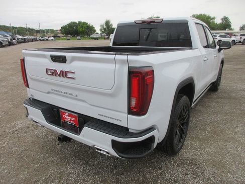 New 2026 GMC Sierra 1500 Denali w/ Denali Reserve Package AWD/4WD image 4