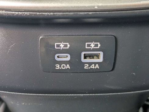 Certified 2025 Subaru Outback Premium AWD/4WD image 17