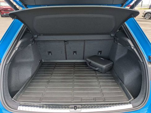 Used 2021 Audi Q3 2.0T Premium w/ Convenience Package image 13