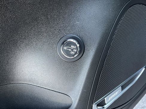 Used 2021 Buick Envision Essence w/ Technology Package I image 15