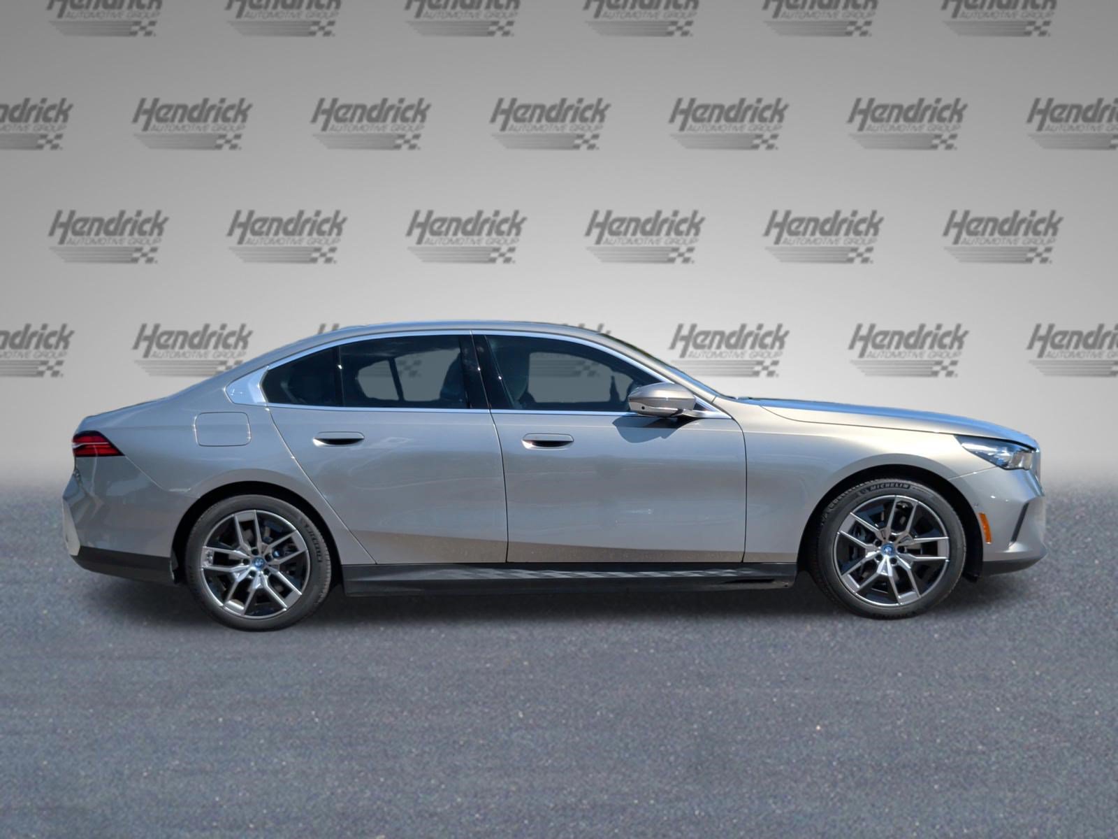 Certified 2024 BMW i5 eDrive40i w/ Premium Package RWD image 6