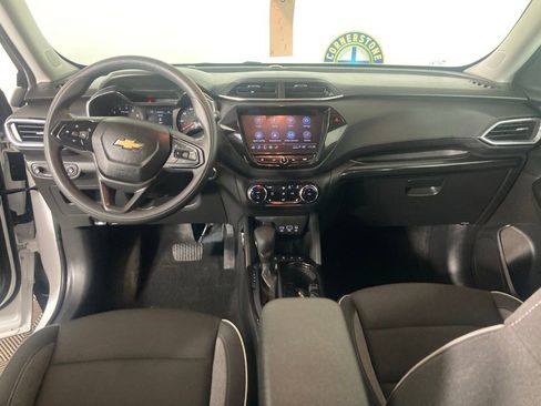 Used 2023 Chevrolet TrailBlazer LT w/ Convenience Package image 7