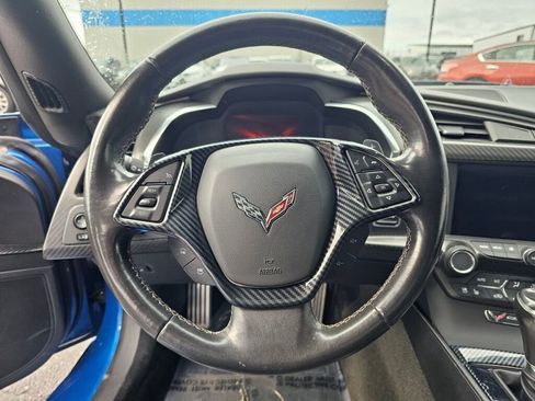 Used 2015 Chevrolet Corvette Stingray Coupe image 15