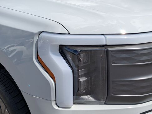 Used 2023 Ford F150 Lightning Lariat w/ Equipment Group 511A High image 10