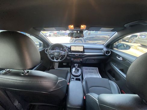 Used 2023 Kia Forte GT-Line w/ GT-Line Technology Package FWD image 8