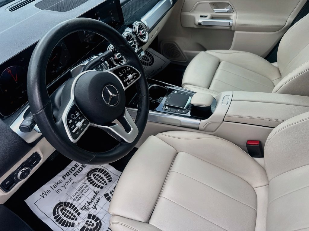 Used 2021 Mercedes-Benz GLB 250 4MATIC image 25