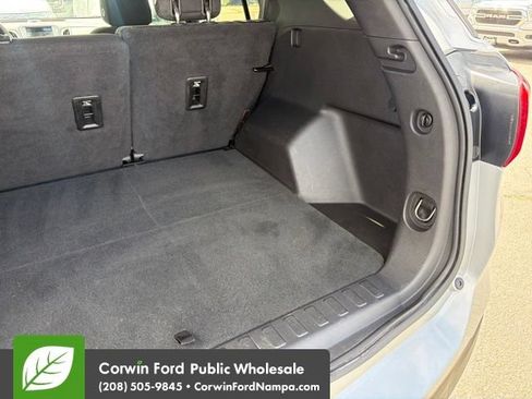 Used 2019 Chevrolet Equinox LS w/ LS Convenience Package FWD image 30