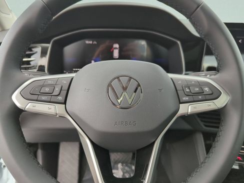 New 2026 Volkswagen Jetta SE FWD image 39
