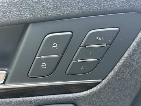 Used 2018 Audi Q5 Prestige w/ Prestige Package AWD/4WD image 26