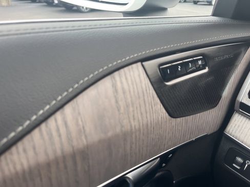 Used 2022 Volvo XC90 T6 Inscription w/ Lounge Package image 27