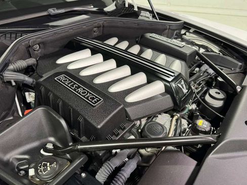 Used 2019 Rolls-Royce Dawn image 47