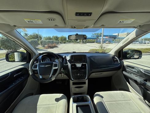 Used 2011 Chrysler Town & Country Touring w/ Security Group image 9
