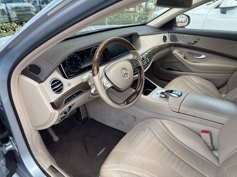 Used 2017 Mercedes-Benz S 550 Sedan image 5