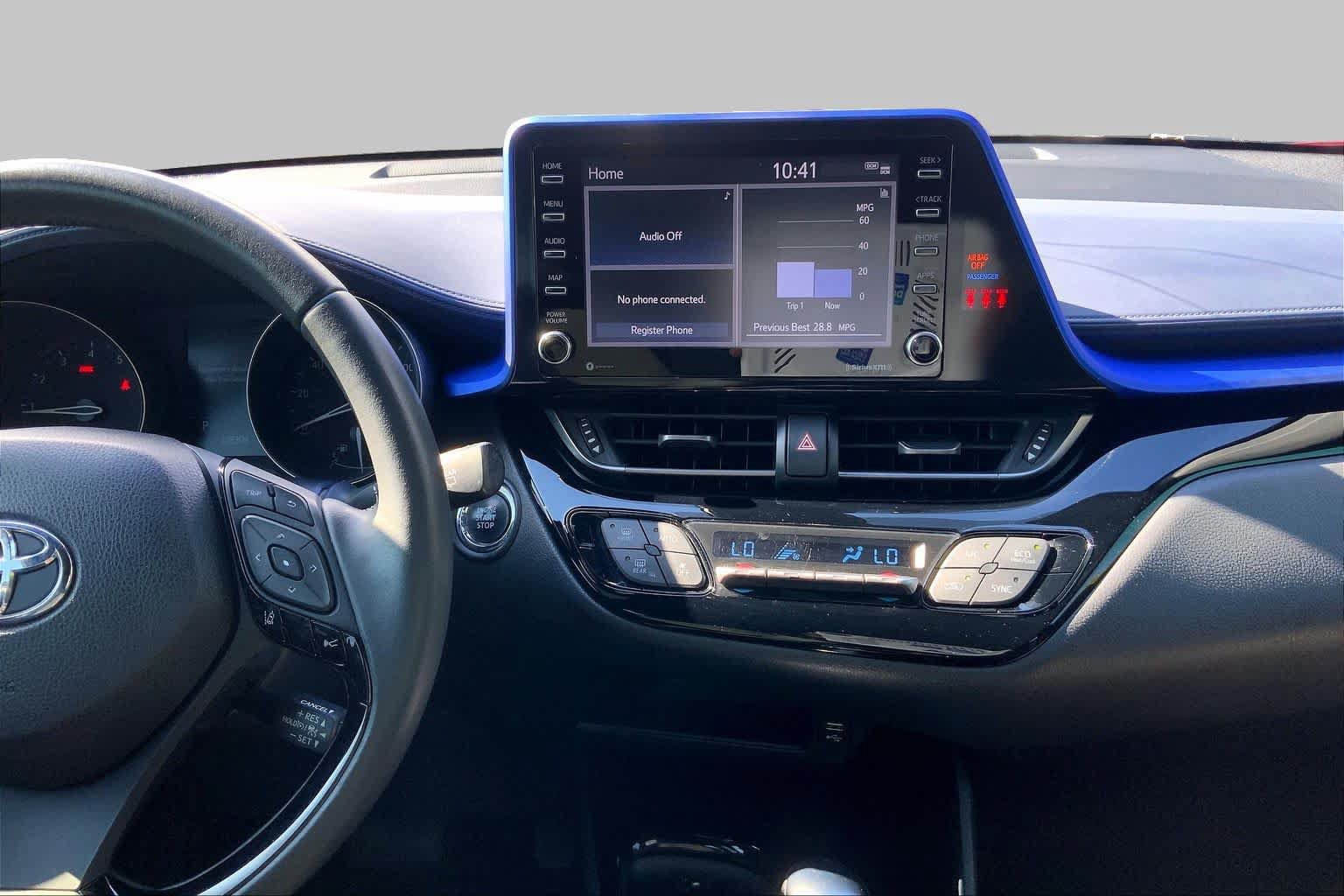 Used 2021 Toyota C-HR XLE FWD image 7
