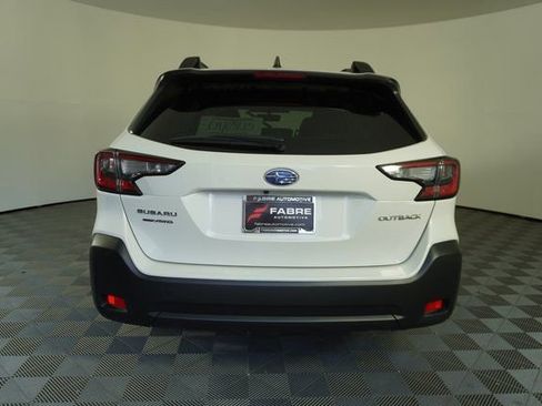 Certified 2025 Subaru Outback Premium image 6