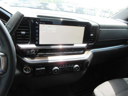 Certified 2023 Chevrolet Silverado 1500 LT AWD/4WD image 26
