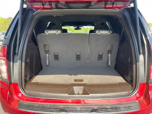 Used 2021 Chevrolet Tahoe LT image 16