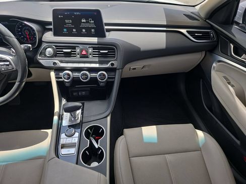 Used 2021 Genesis G70 2.0T RWD image 24