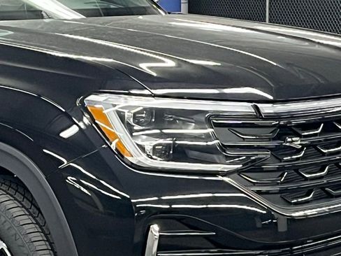 New 2026 Volkswagen Atlas Cross Sport SEL Premium R-Line AWD/4WD image 44