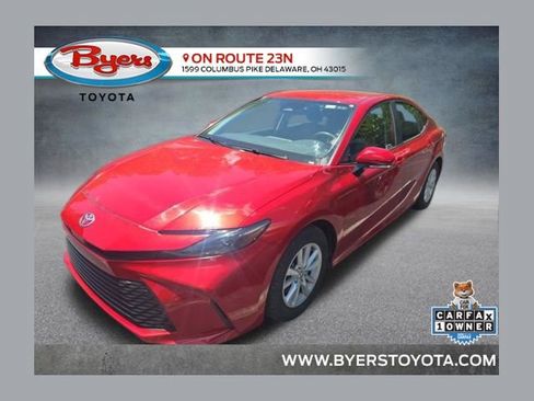 Used 2025 Toyota Camry LE FWD image 1