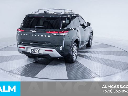 Used 2022 Nissan Pathfinder SL image 9