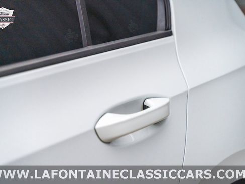 Used 2022 Volkswagen Golf R image 24