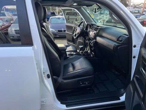 Used 2019 Toyota 4Runner TRD Off-Road Premium image 30