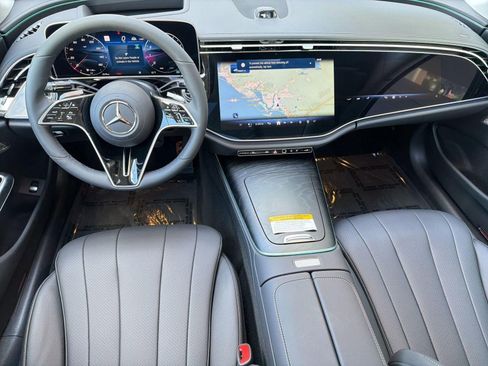 New 2026 Mercedes-Benz E 350 4MATIC Sedan image 27
