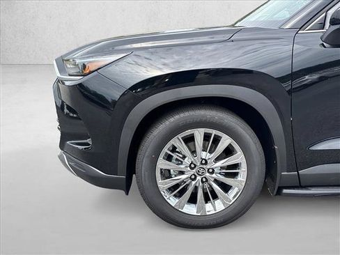 New 2026 Toyota Grand Highlander AWD image 11