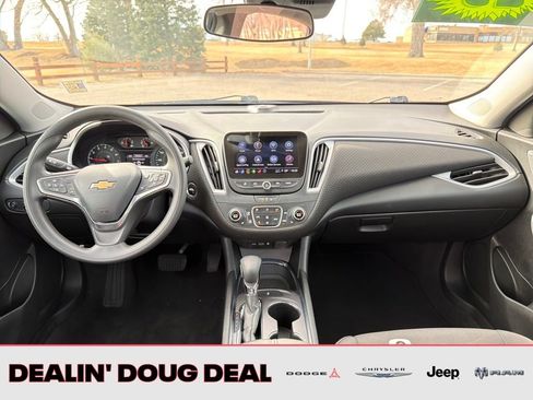 Used 2023 Chevrolet Malibu LT FWD image 17