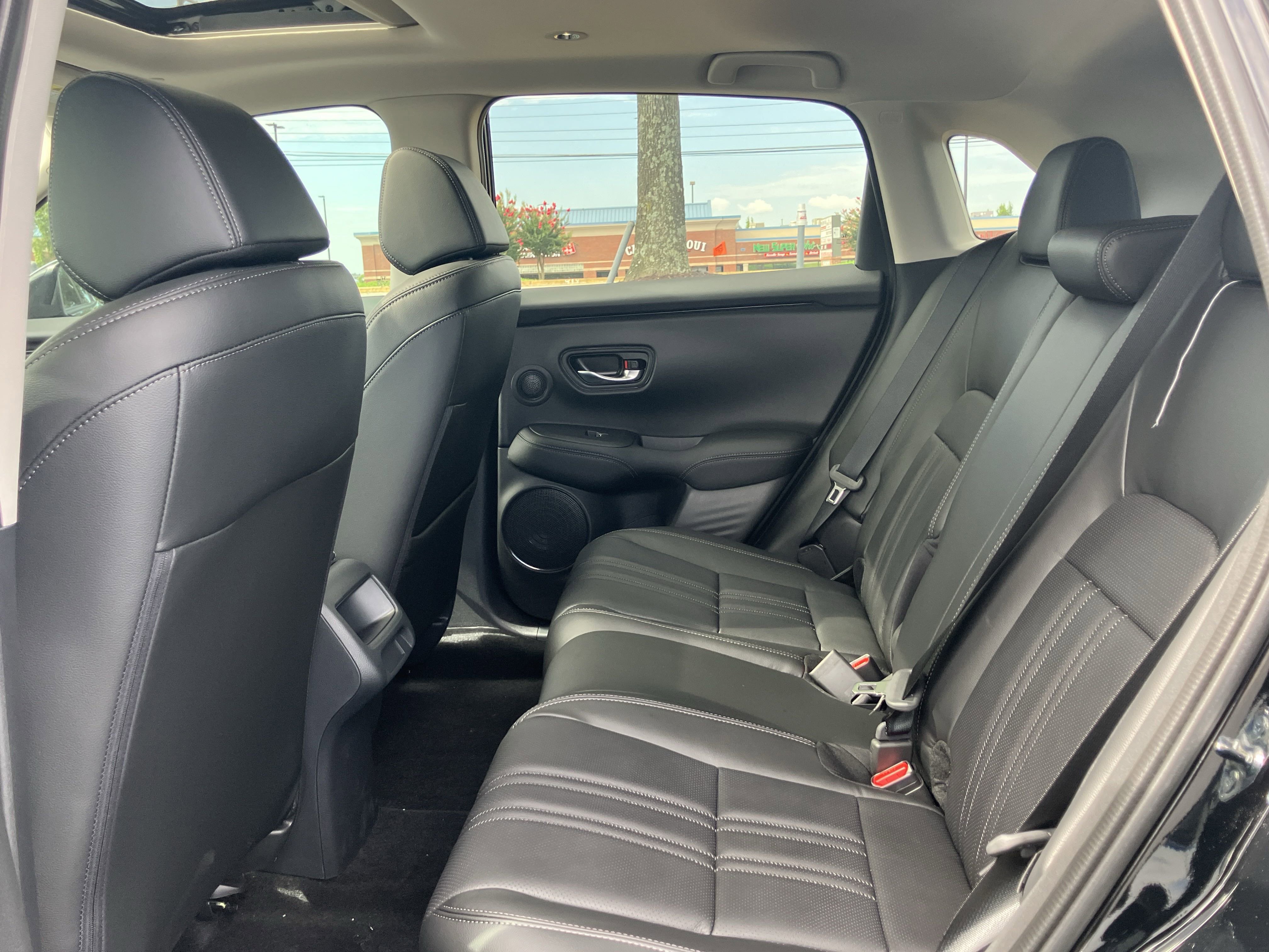 New 2027 Honda HR-V EX-L image 17
