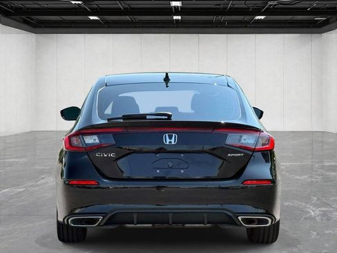 Used 2023 Honda Civic Sport Touring image 6
