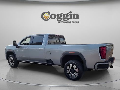 New 2026 GMC Sierra 3500 Denali w/ Denali Reserve Package image 6